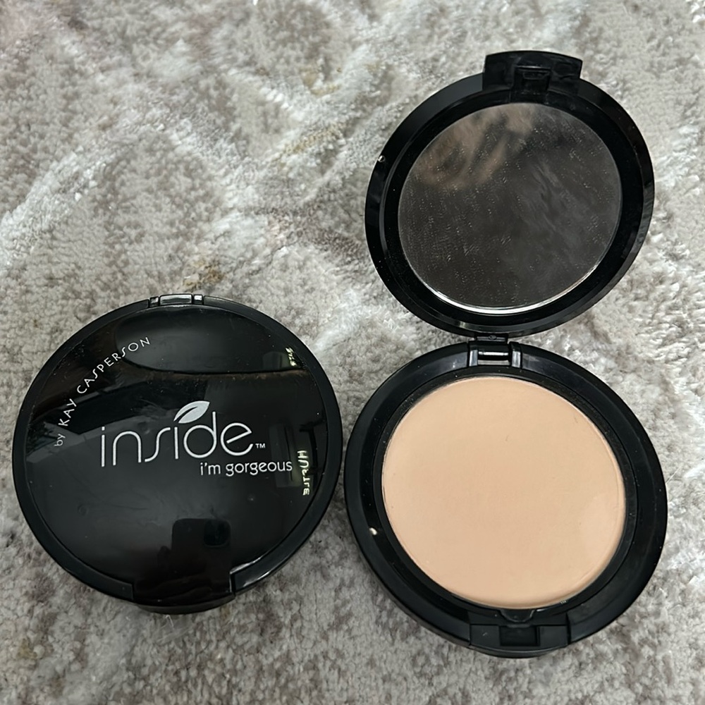NEW KAY CASPERSON HYPOALLERGENIC PRESSED POWDER x2